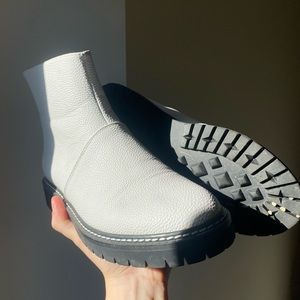 Matt & Nat White Leather boots